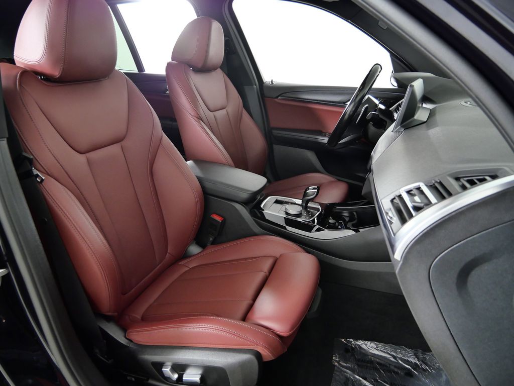 Thumbnail: 2023 BMW X3 - 10