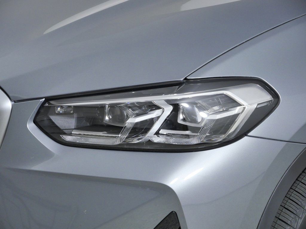 Thumbnail: 2024 BMW X3 - 17
