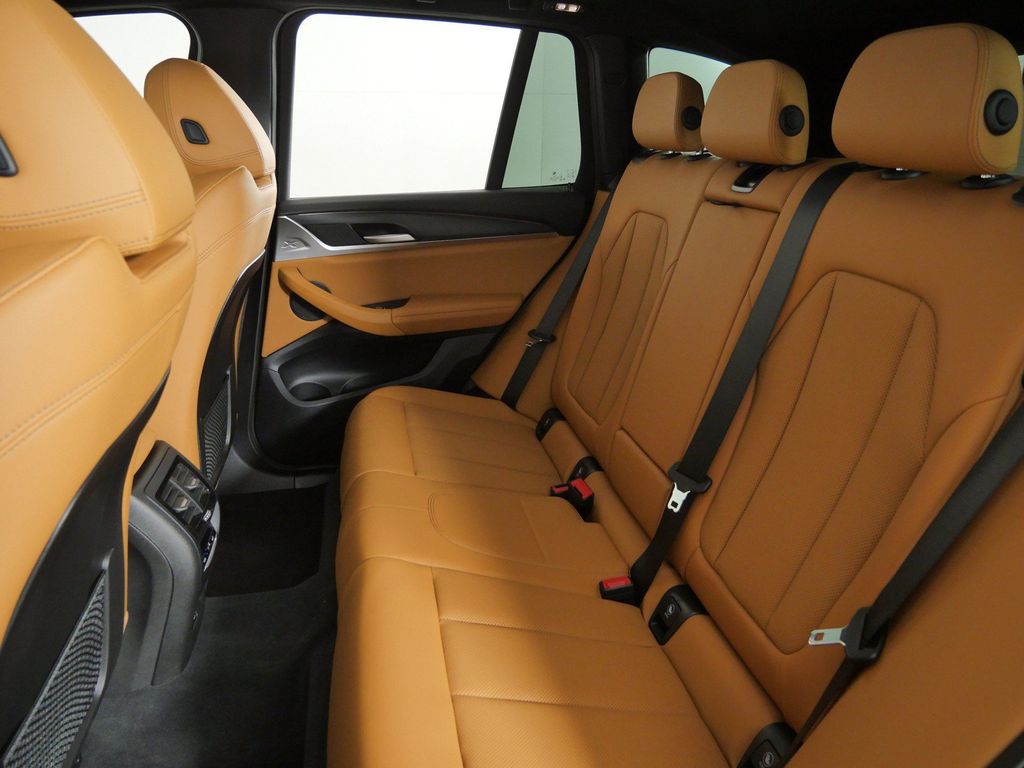 Thumbnail: 2024 BMW X3 - 37