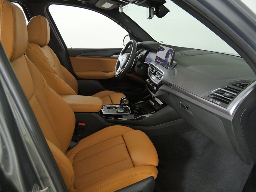 Thumbnail: 2024 BMW X3 - 9