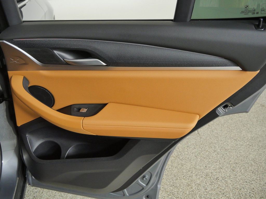 Thumbnail: 2024 BMW X3 - 32