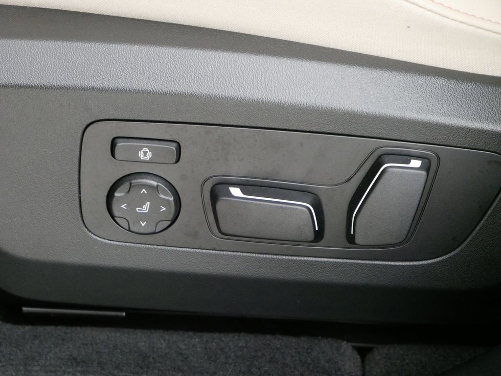 Thumbnail: 2025 BMW X3 - 36