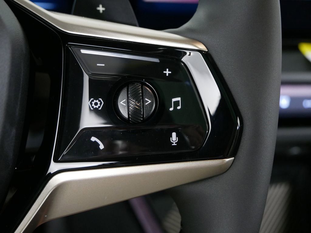 Thumbnail: 2025 BMW X3 - 41