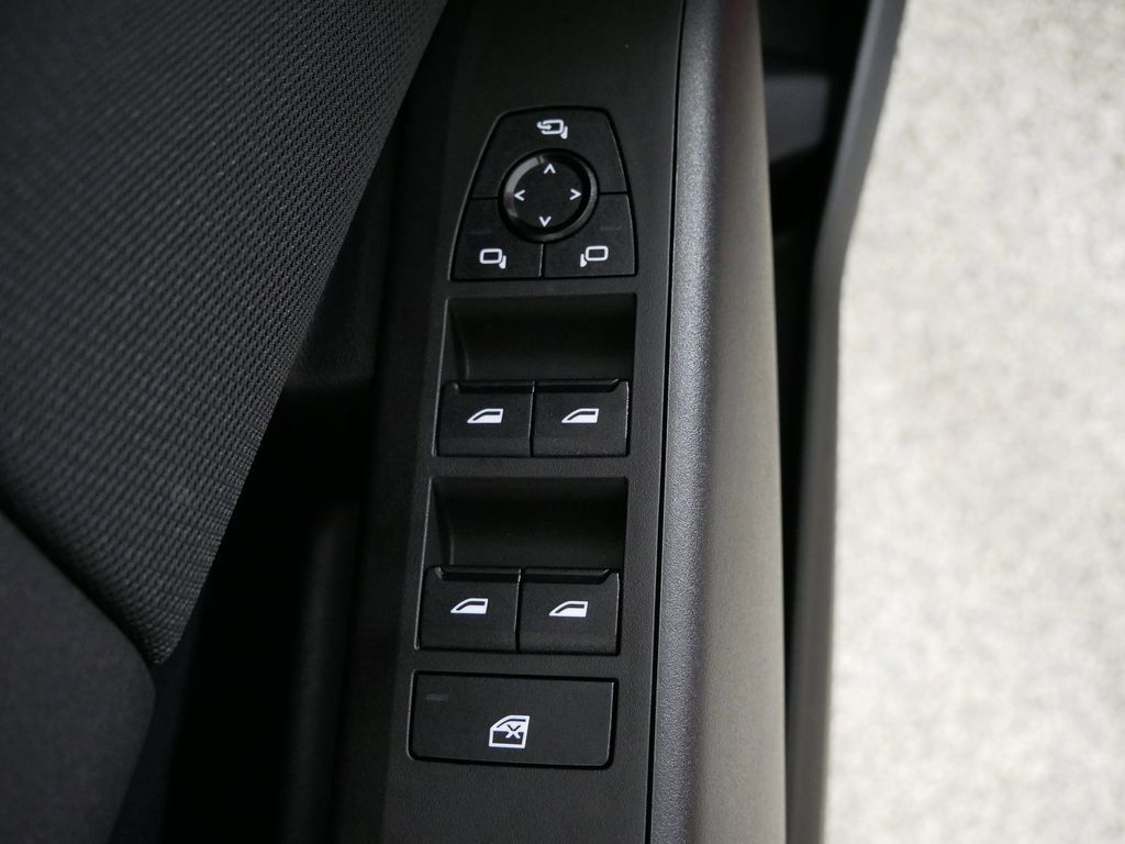 Thumbnail: 2025 BMW X3 - 38