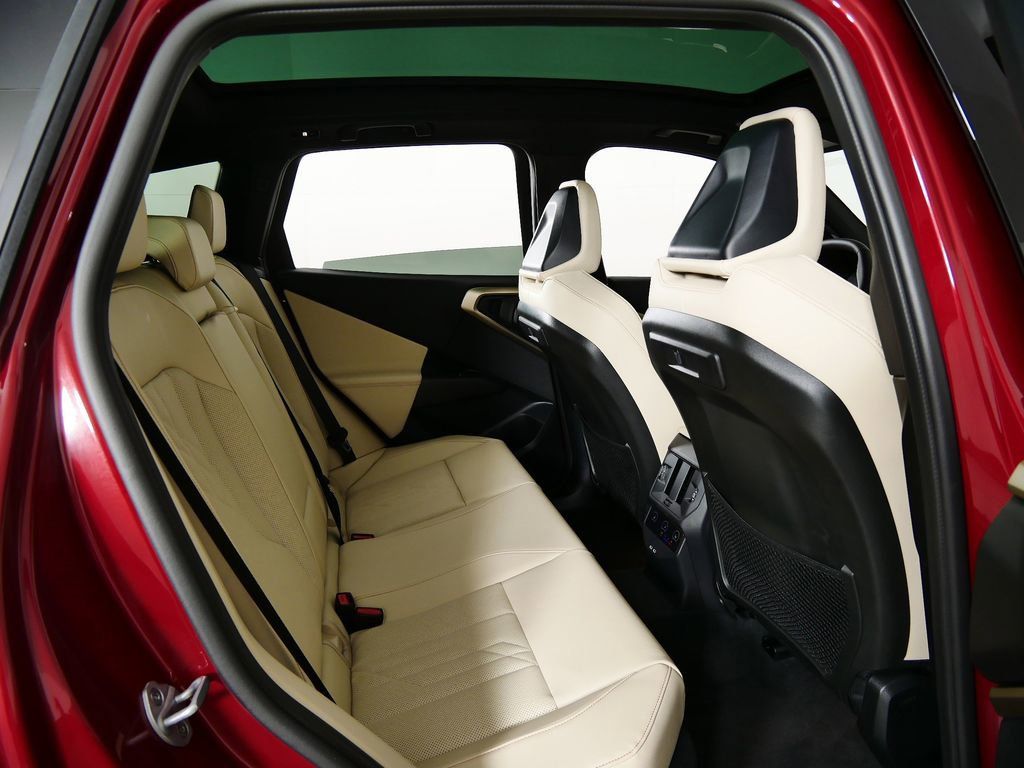 Thumbnail: 2025 BMW X3 - 12