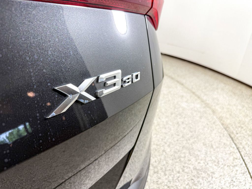 Thumbnail: 2025 BMW X3 - 23