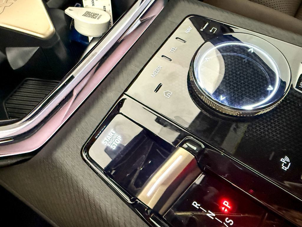 Thumbnail: 2025 BMW X3 - 9