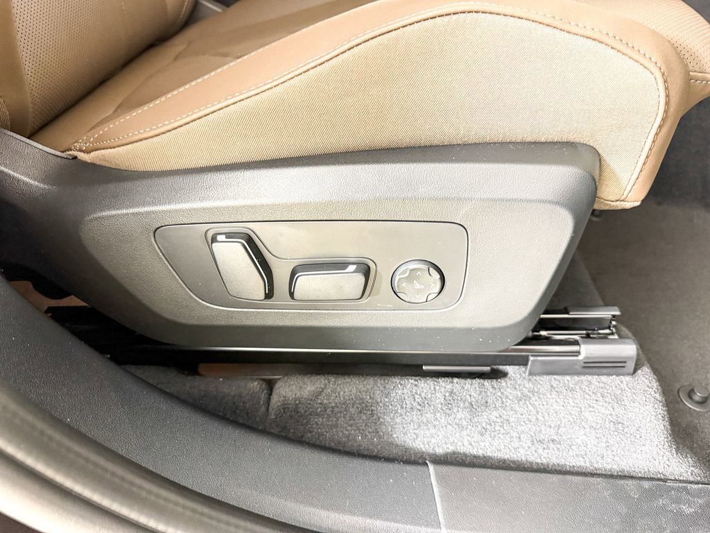 Thumbnail: 2025 BMW X3 - 26