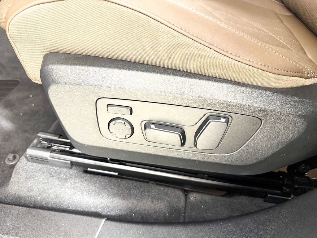 Thumbnail: 2025 BMW X3 - 33