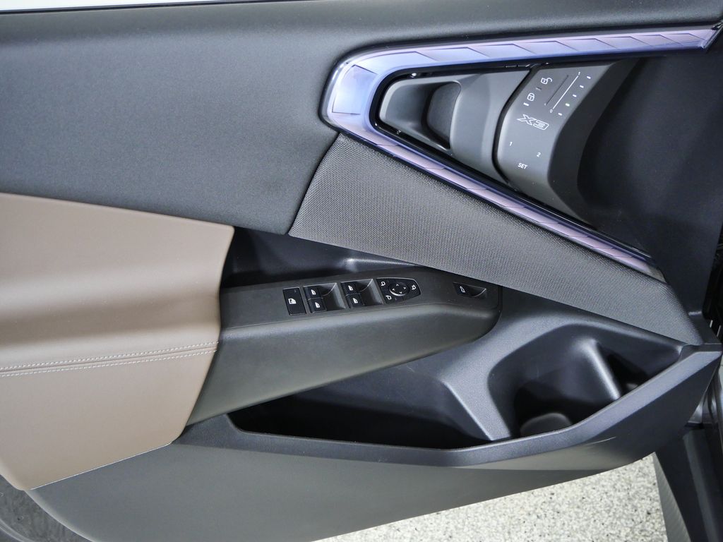 Thumbnail: 2025 BMW X3 - 37