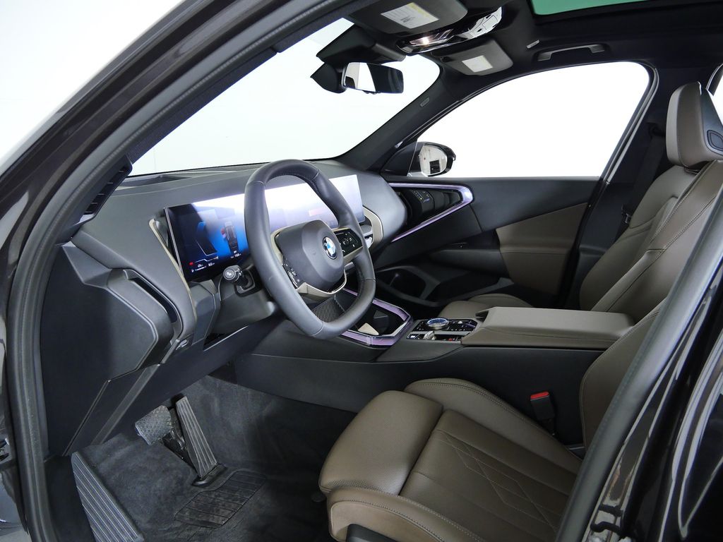 Thumbnail: 2025 BMW X3 - 10