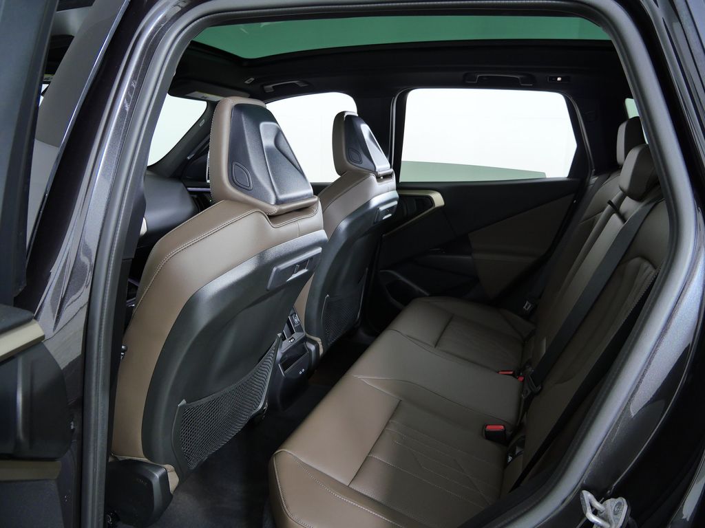 Thumbnail: 2025 BMW X3 - 33