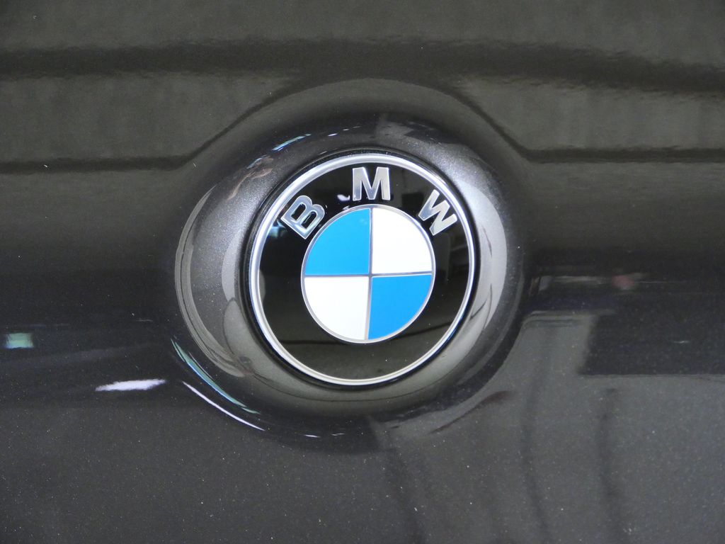 Thumbnail: 2025 BMW X3 - 23