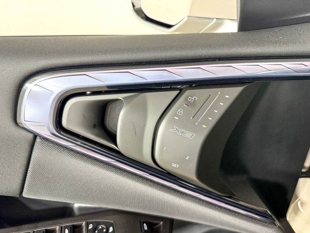 Thumbnail: 2025 BMW X3 - 33