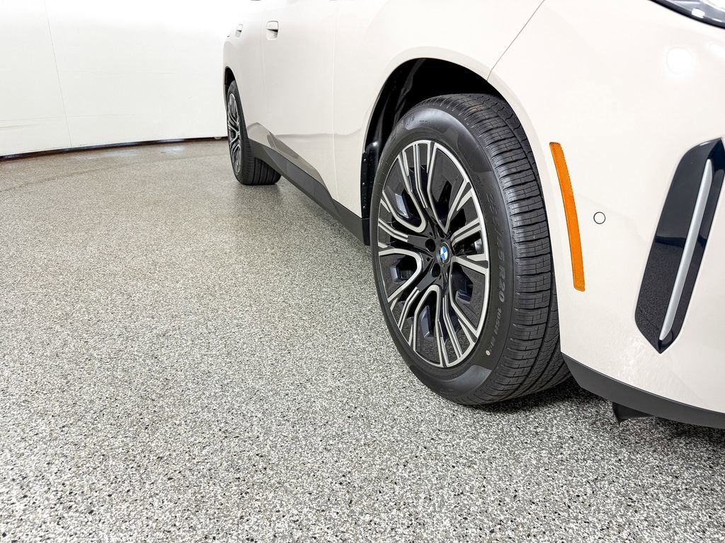 Thumbnail: 2025 BMW X3 - 8