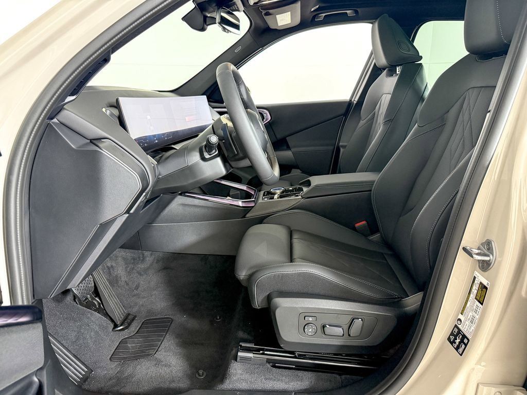 Thumbnail: 2025 BMW X3 - 29