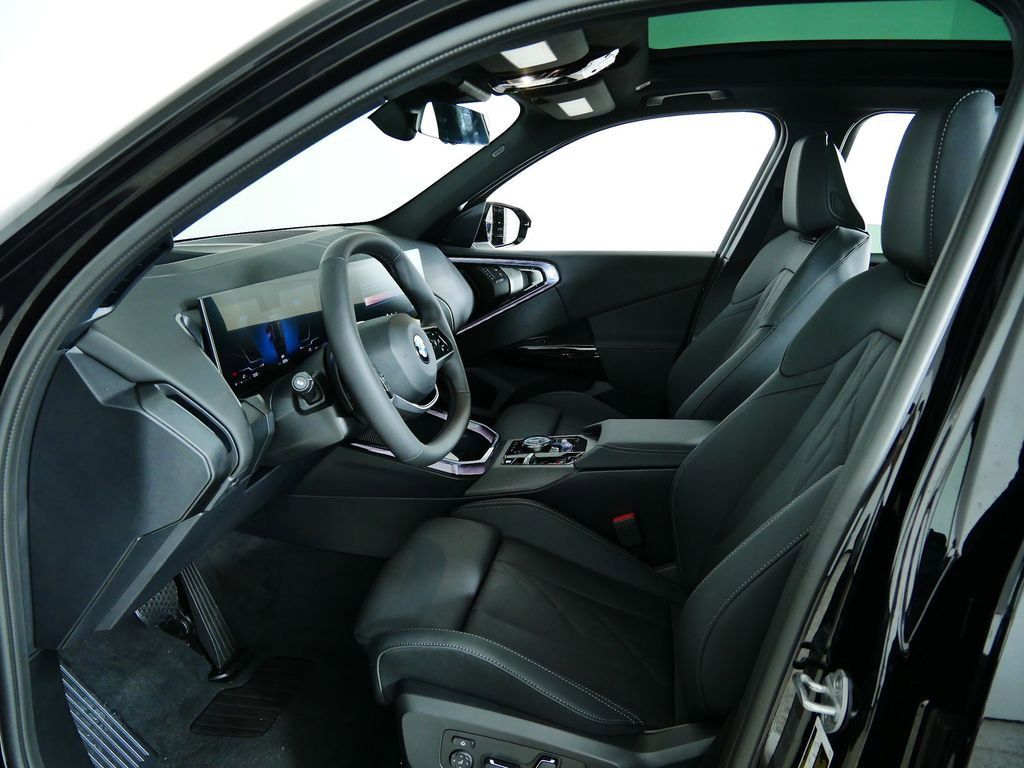 Thumbnail: 2026 BMW X3 - 33