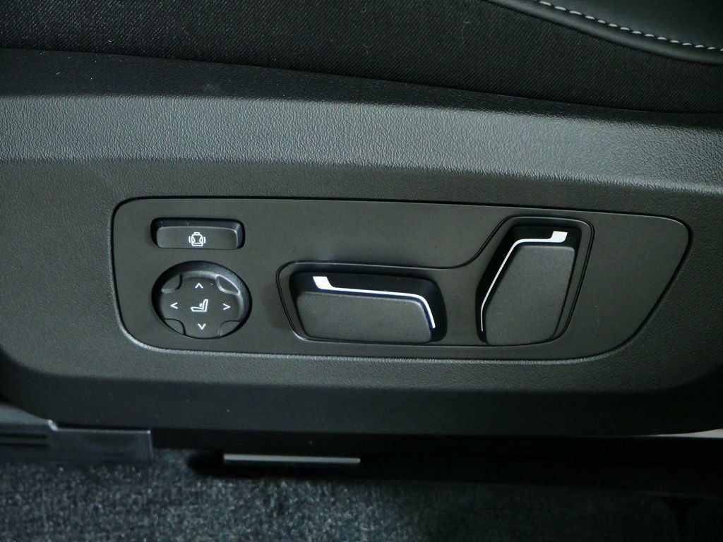 Thumbnail: 2026 BMW X3 - 34