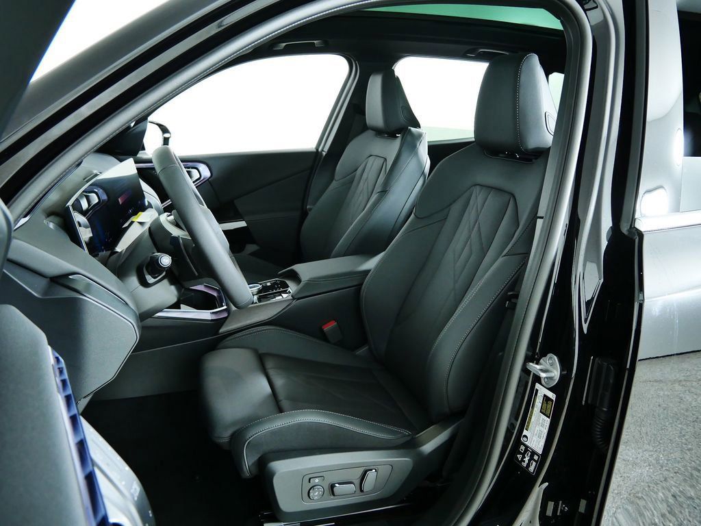 Thumbnail: 2026 BMW X3 - 33