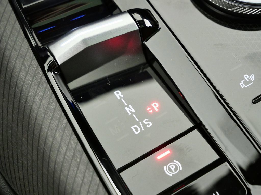 Thumbnail: 2026 BMW X3 - 13