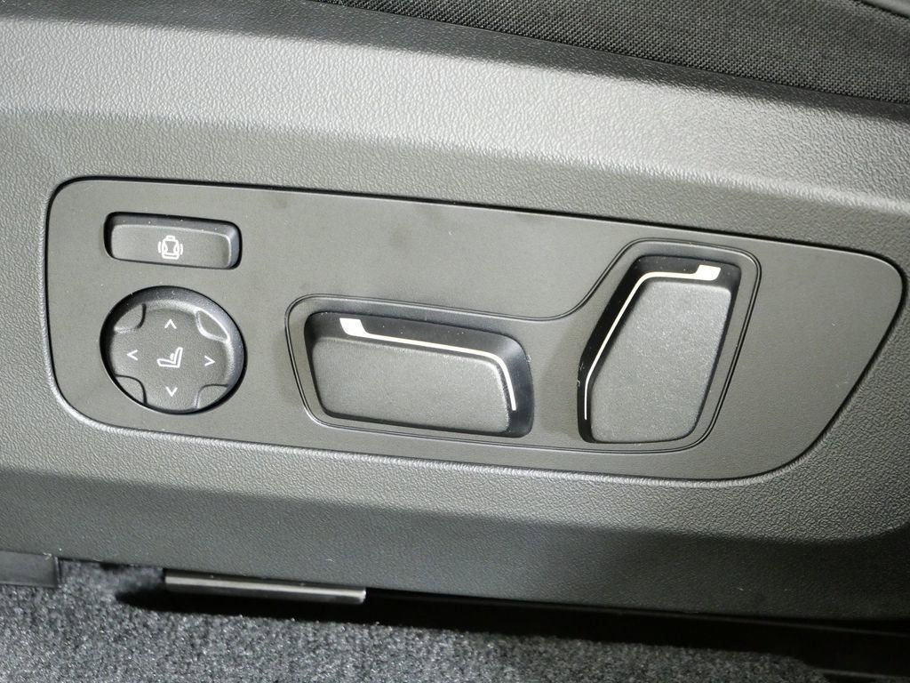 Thumbnail: 2026 BMW X3 - 44