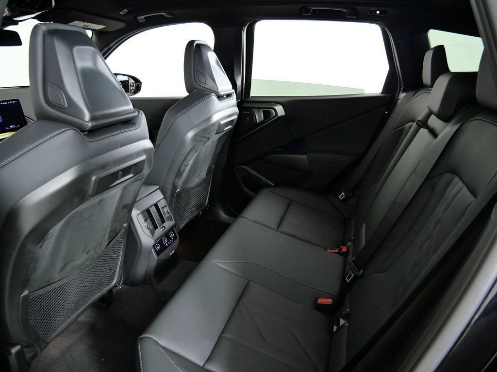 Thumbnail: 2026 BMW X3 - 36