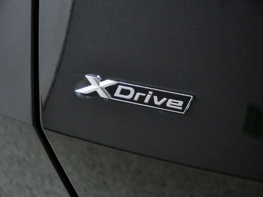 Thumbnail: 2026 BMW X3 - 23