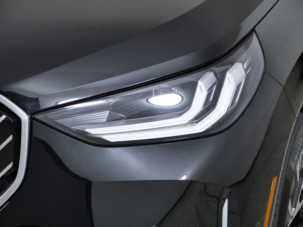 Thumbnail: 2026 BMW X3 - 17