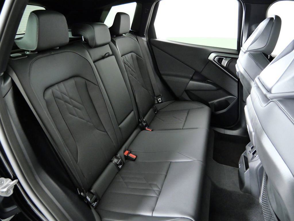 Thumbnail: 2026 BMW X3 - 33
