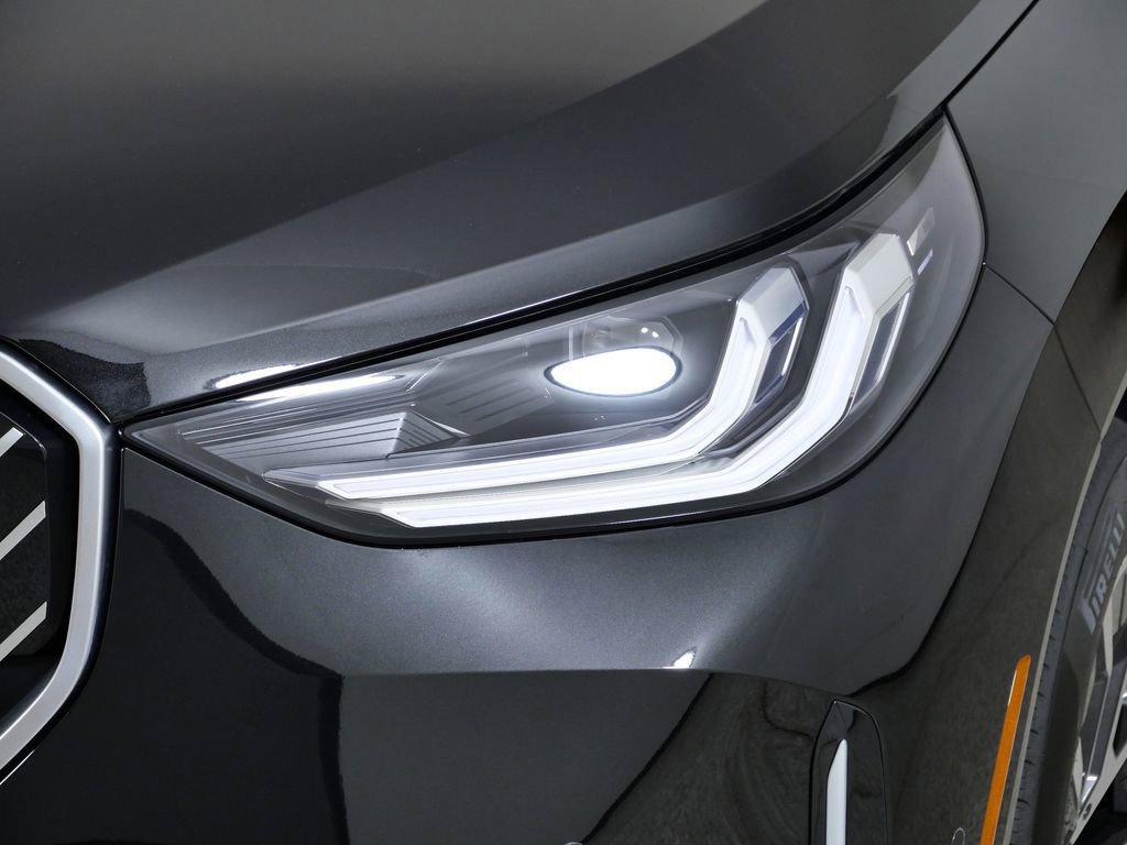 Thumbnail: 2026 BMW X3 - 17