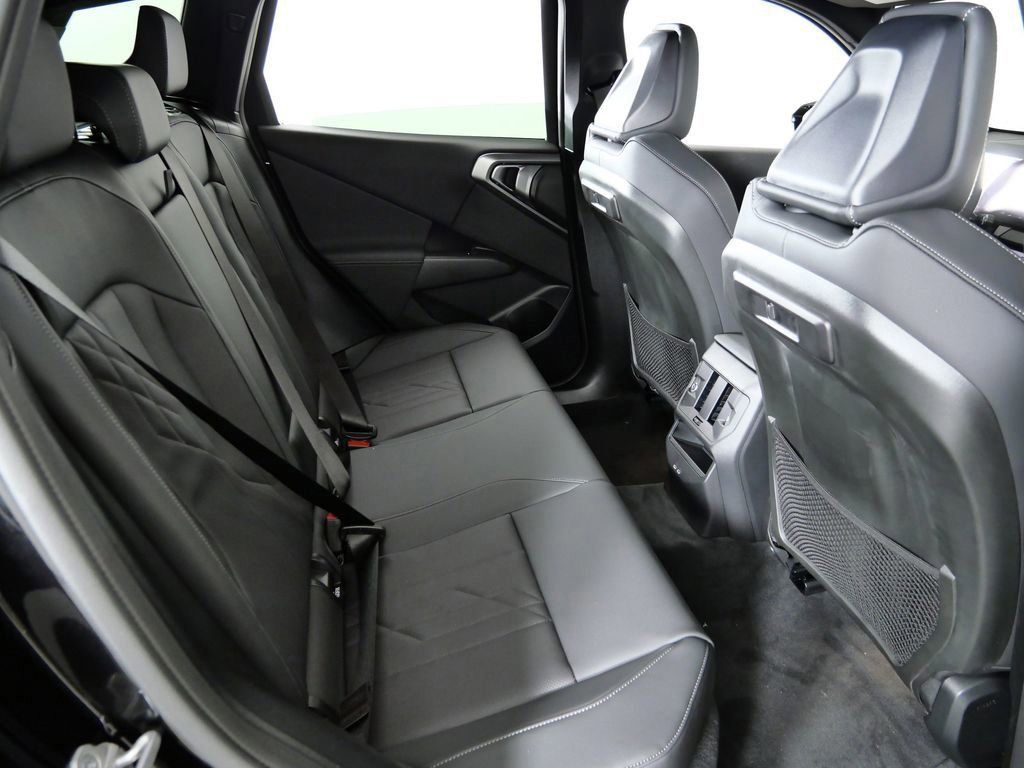 Thumbnail: 2026 BMW X3 - 11