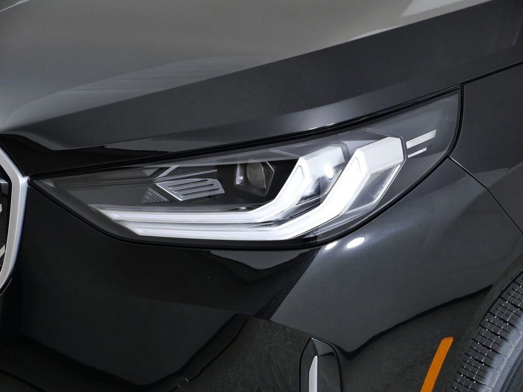 Thumbnail: 2026 BMW X3 - 17