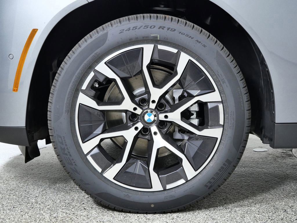 Thumbnail: 2026 BMW X3 - 25