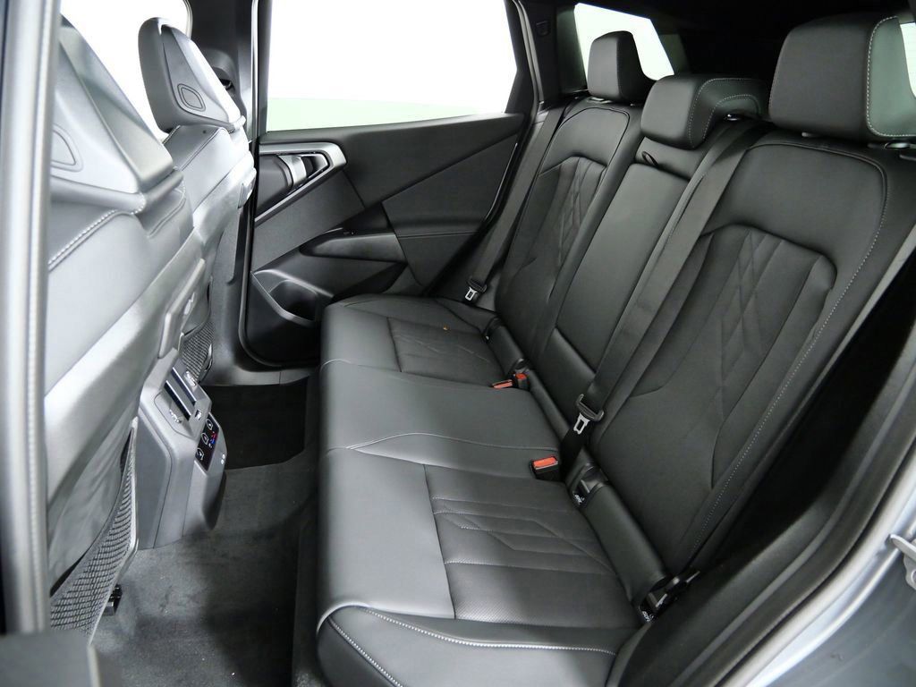 Thumbnail: 2026 BMW X3 - 35