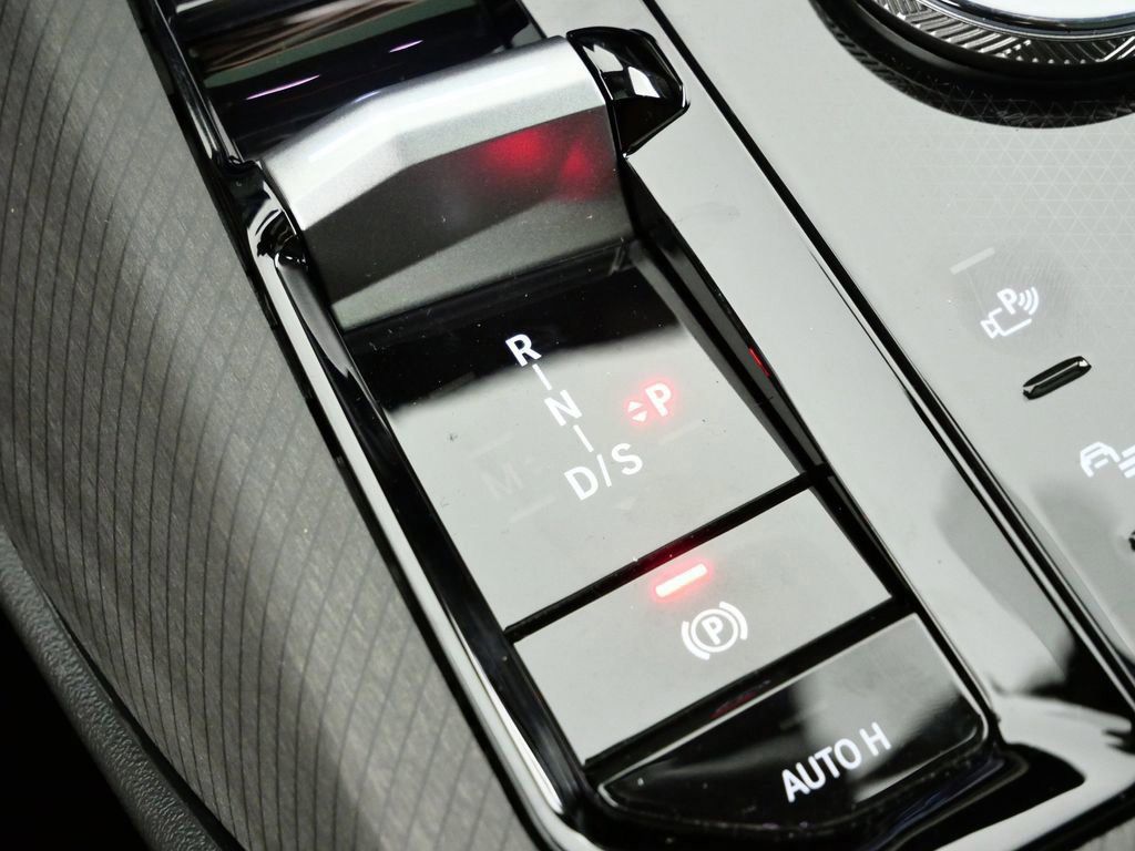 Thumbnail: 2026 BMW X3 - 12