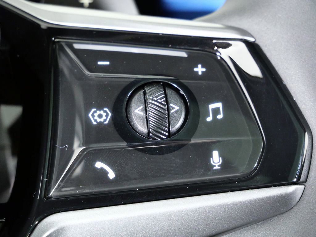 Thumbnail: 2026 BMW X3 - 43
