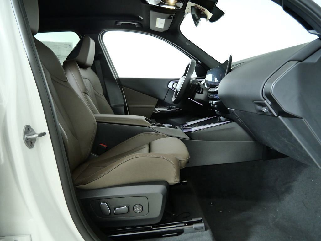Thumbnail: 2026 BMW X3 - 10