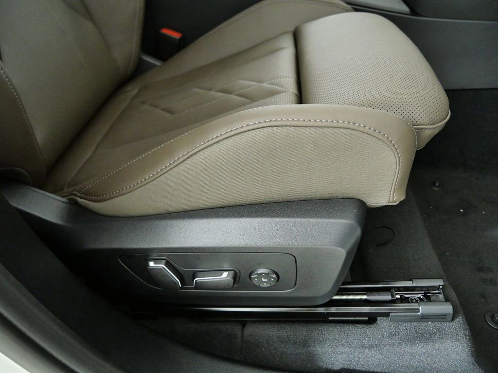 Thumbnail: 2026 BMW X3 - 28