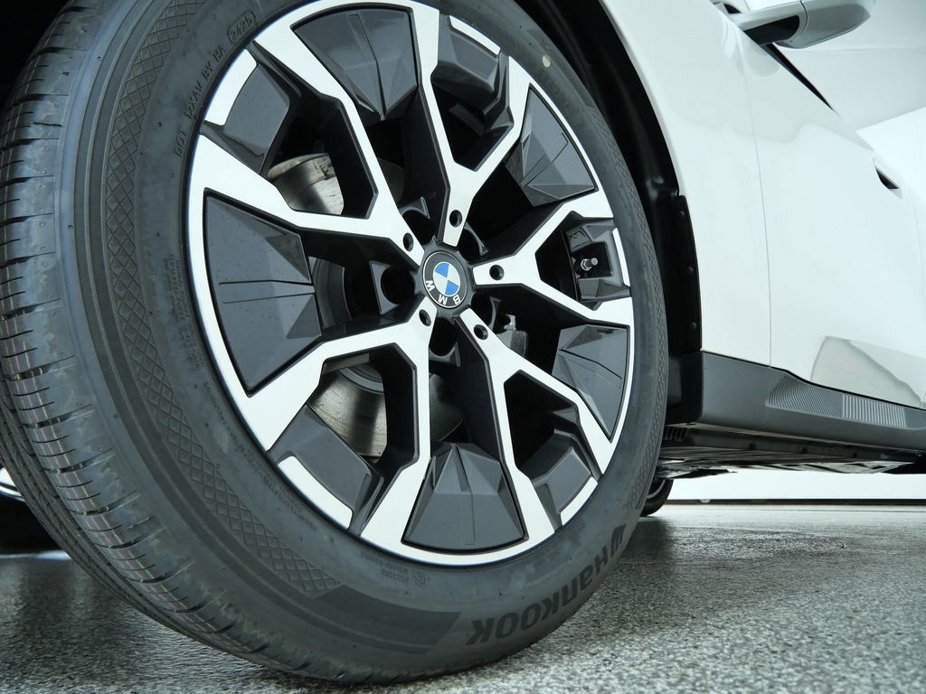 Thumbnail: 2026 BMW X3 - 8