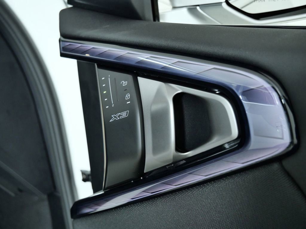 Thumbnail: 2026 BMW X3 - 27