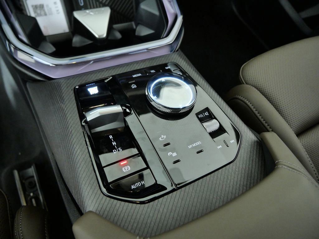 Thumbnail: 2026 BMW X3 - 15