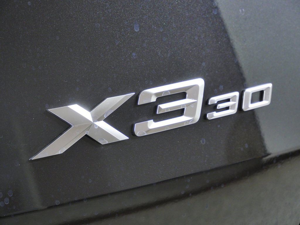 Thumbnail: 2026 BMW X3 - 23