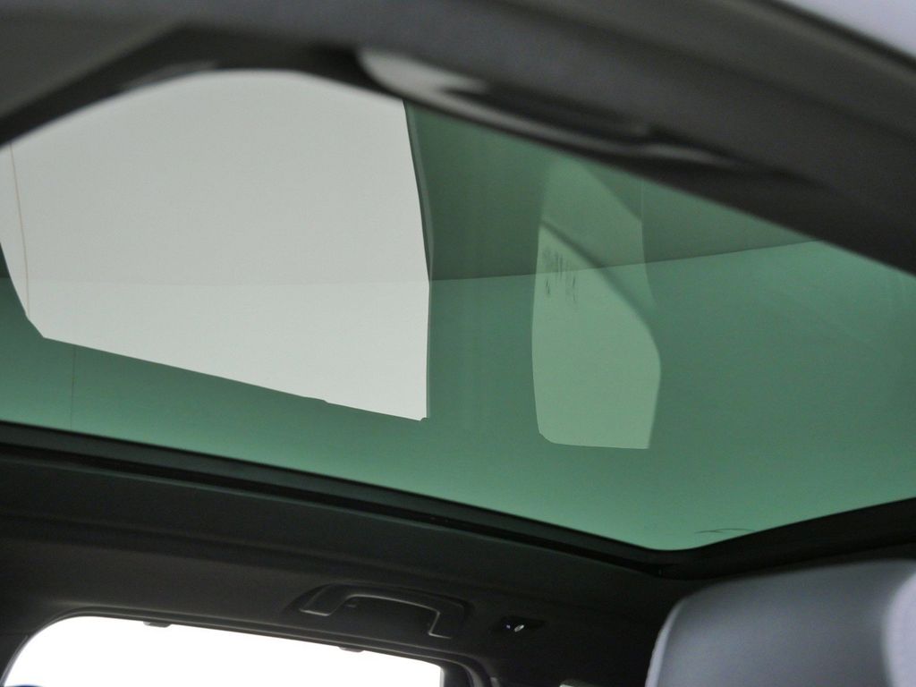 Thumbnail: 2026 BMW X3 - 27