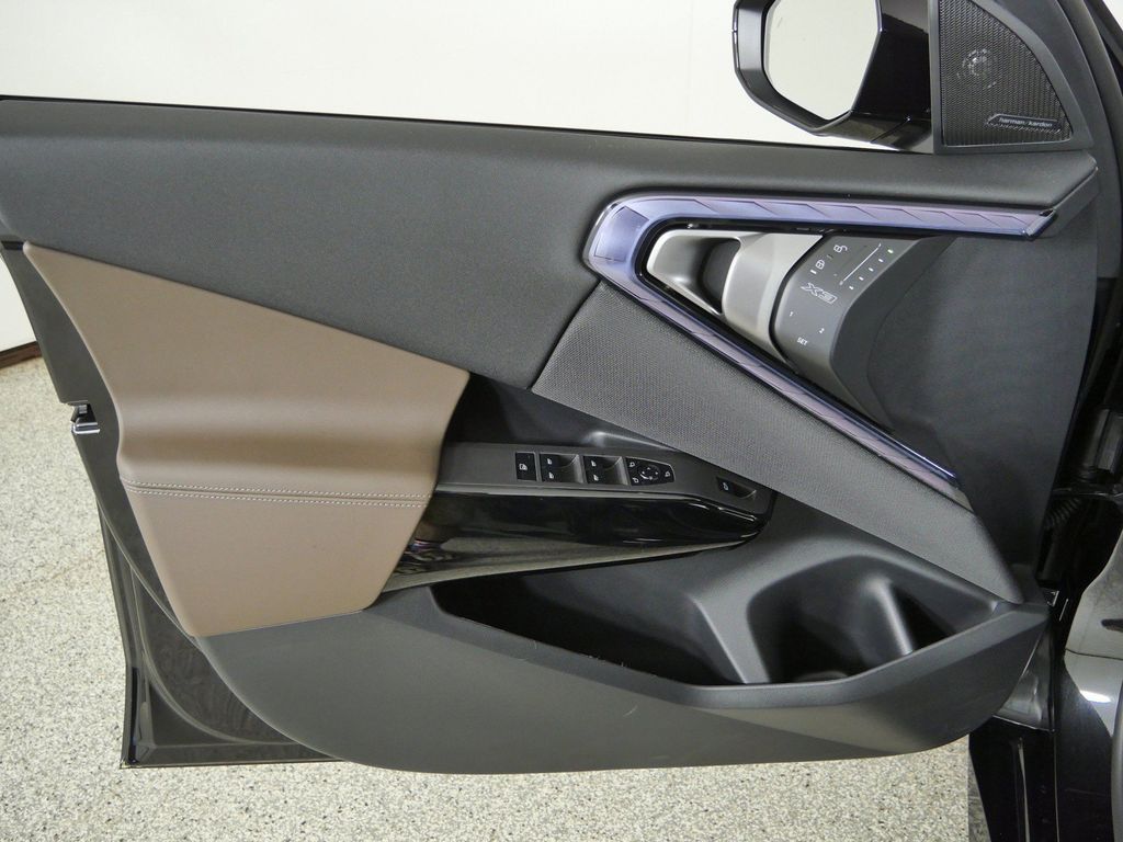 Thumbnail: 2026 BMW X3 - 37