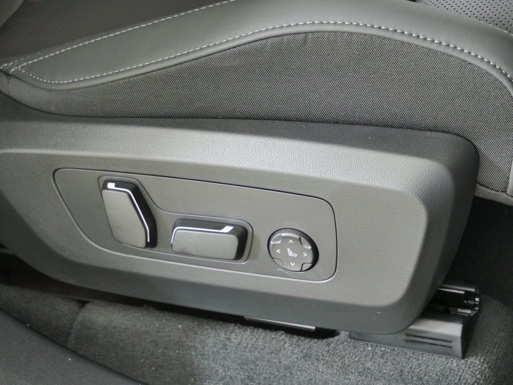 Thumbnail: 2026 BMW X3 - 30