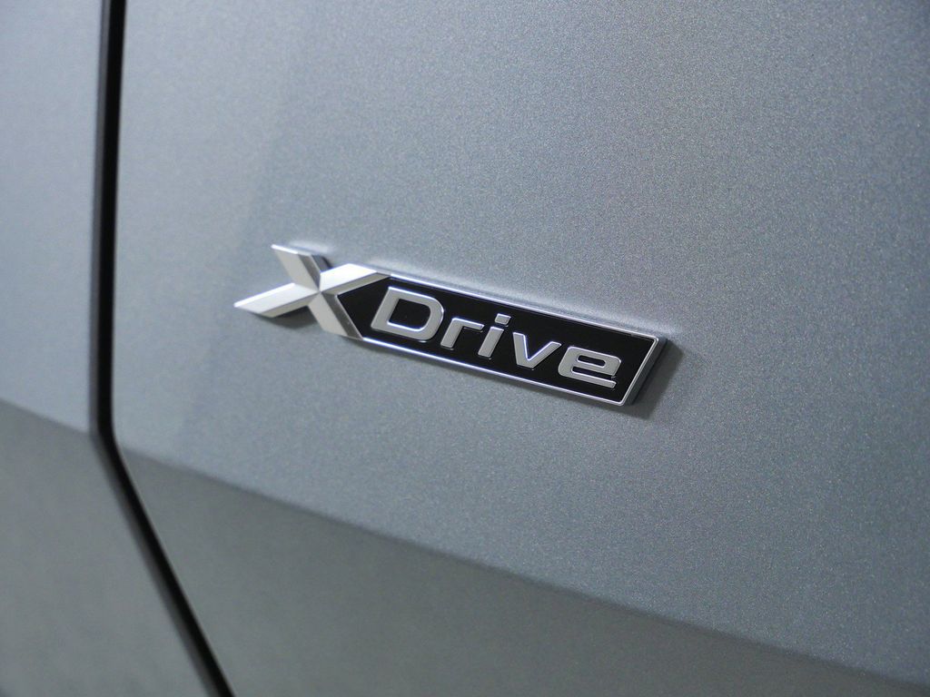 Thumbnail: 2026 BMW X3 - 23