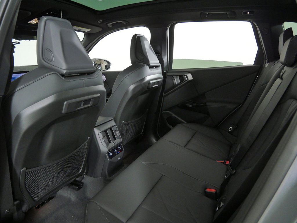 Thumbnail: 2026 BMW X3 - 35