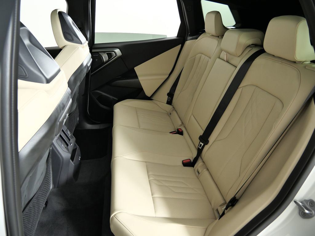 Thumbnail: 2026 BMW X3 - 35