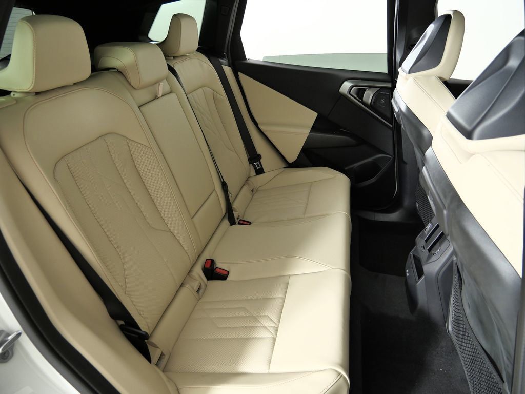 Thumbnail: 2026 BMW X3 - 30