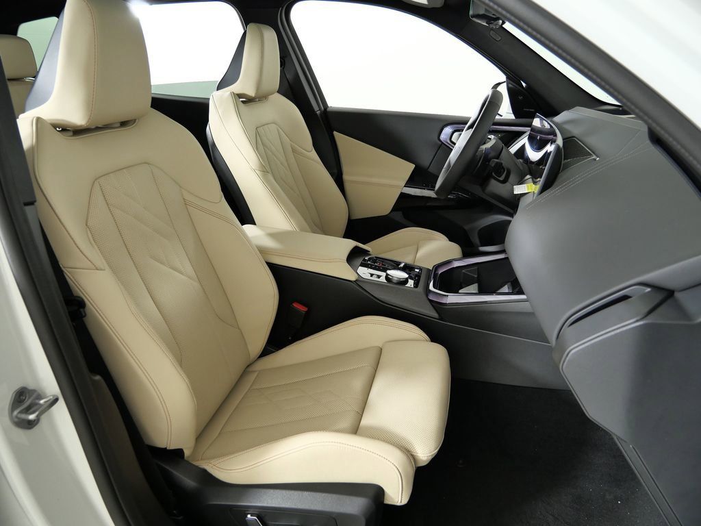 Thumbnail: 2026 BMW X3 - 10